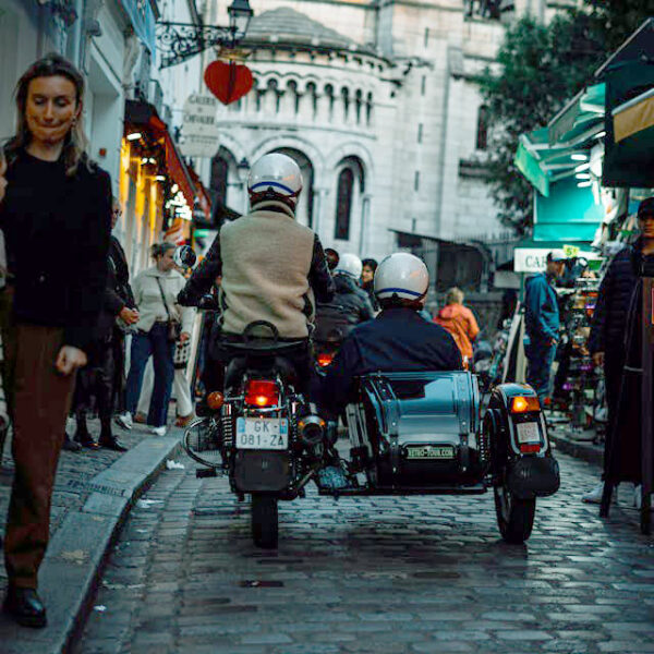 Side-car Vintage Tour in Paris